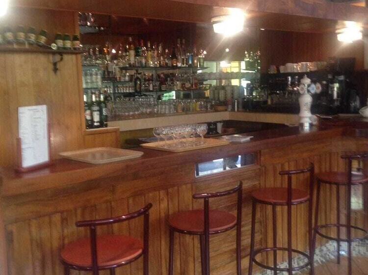 בית מלון כפרי Hôtel Sous L Olivier