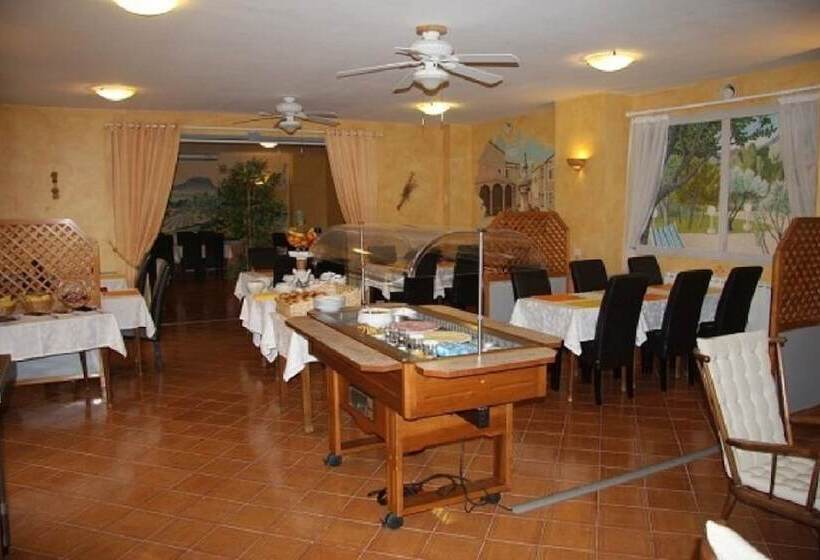 בית מלון כפרי Hôtel Sous L Olivier