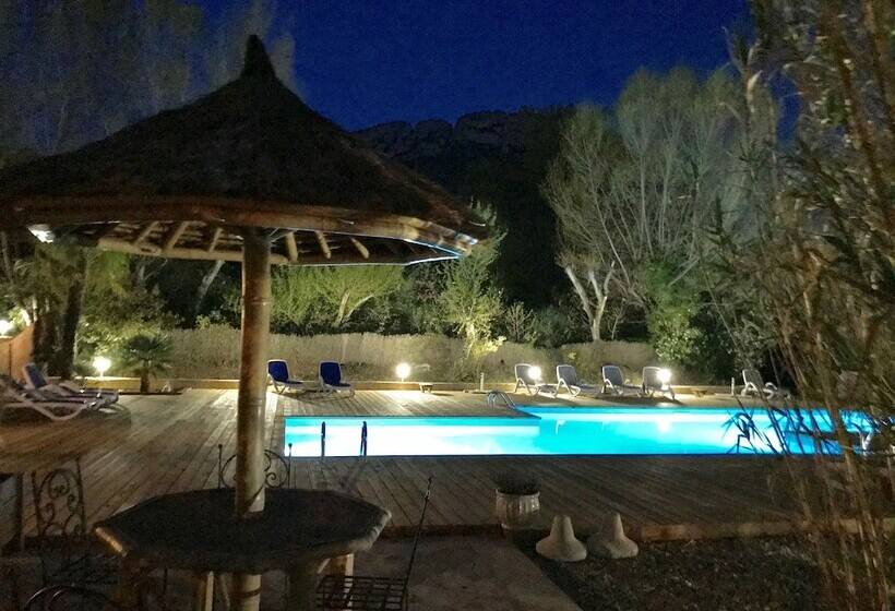 בית מלון כפרי Hôtel Sous L Olivier