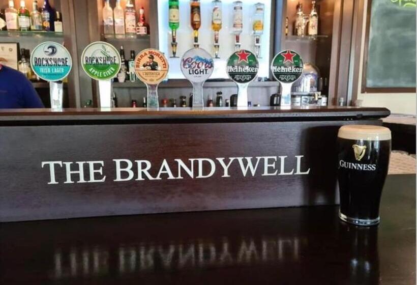 مبيت وإفطار The Brandywell