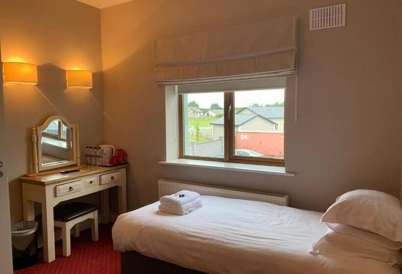 مبيت وإفطار The Brandywell