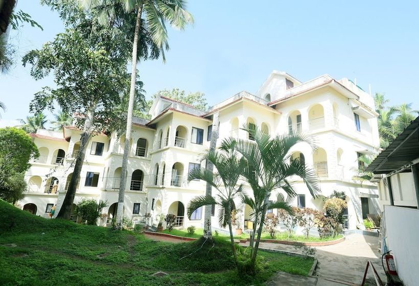 Hotelli Capital O 39676 Country Spa Wellness Resort