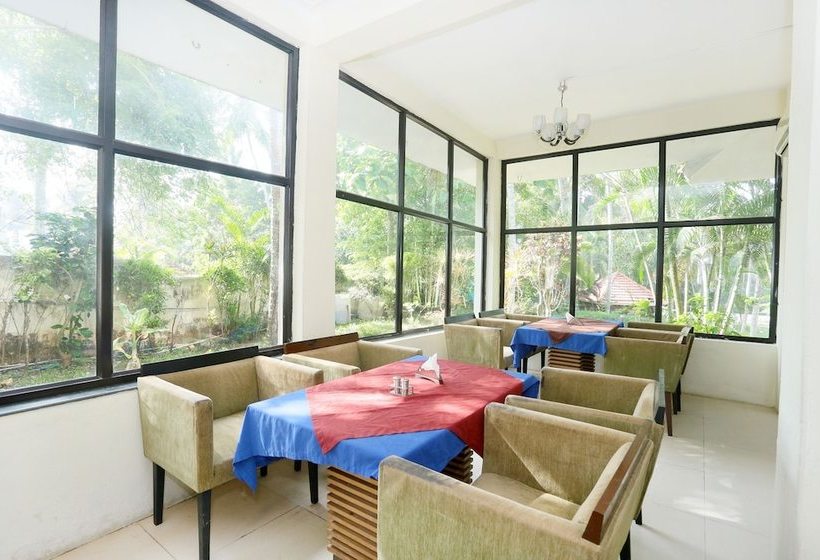 Hotelli Capital O 39676 Country Spa Wellness Resort