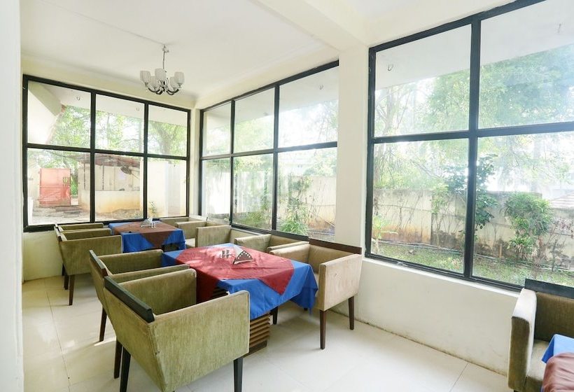 Hotelli Capital O 39676 Country Spa Wellness Resort