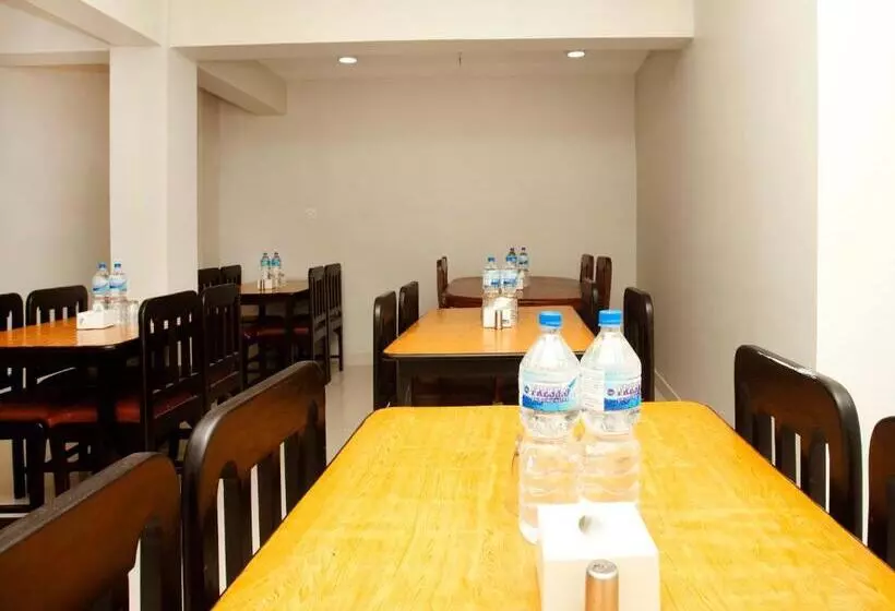 هتل Himchuli By Oyo Rooms