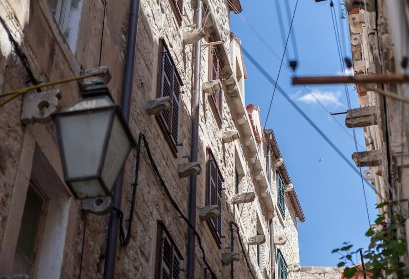 Apartments Noa Old Town