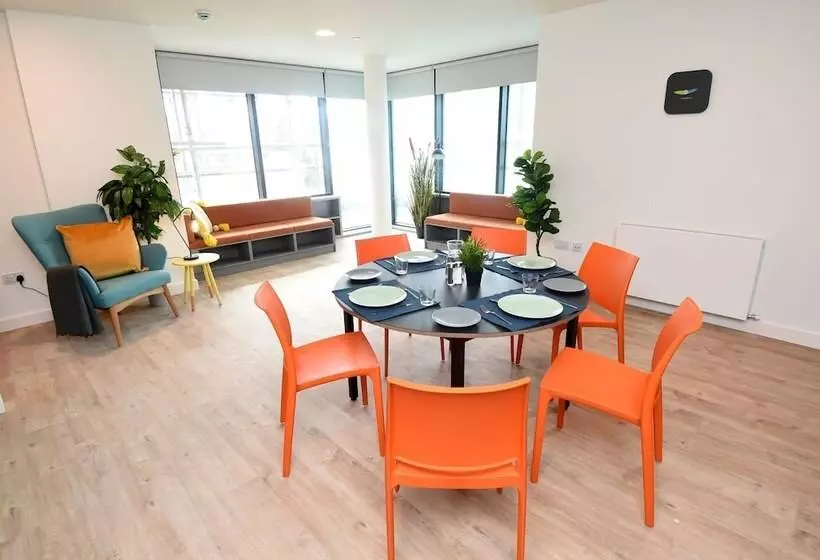 Yugo Explore   Lee Point