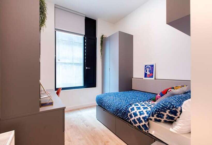 Yugo Explore   Lee Point