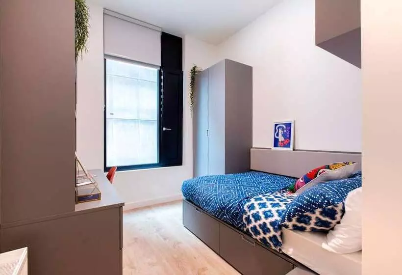 Yugo Explore   Lee Point