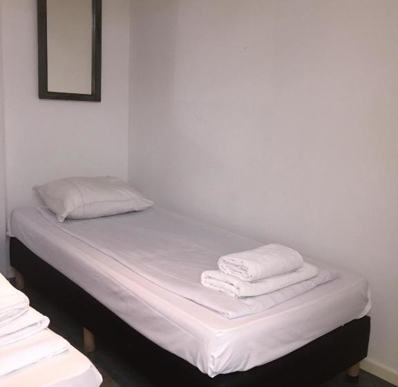 ベッドアンドブレックファースト Central Sweet Bnb