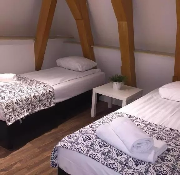 ベッドアンドブレックファースト Central Sweet Bnb