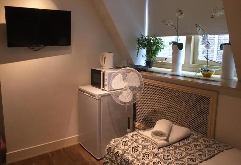 ベッドアンドブレックファースト Central Sweet Bnb