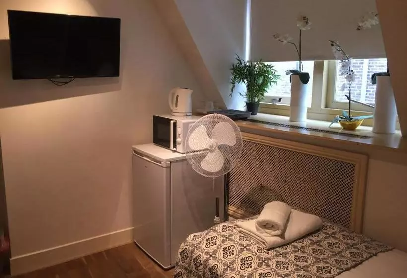 ベッドアンドブレックファースト Central Sweet Bnb