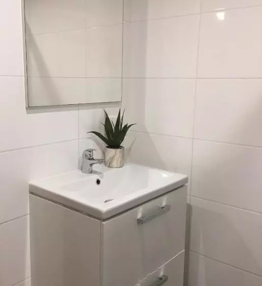 ベッドアンドブレックファースト Central Sweet Bnb