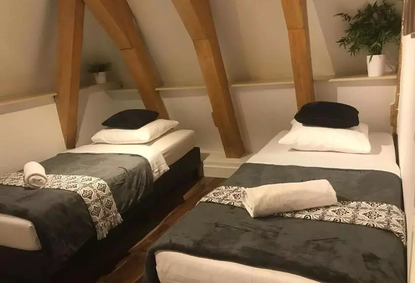 ベッドアンドブレックファースト Central Sweet Bnb