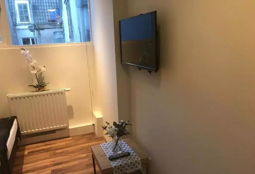 ベッドアンドブレックファースト Central Sweet Bnb