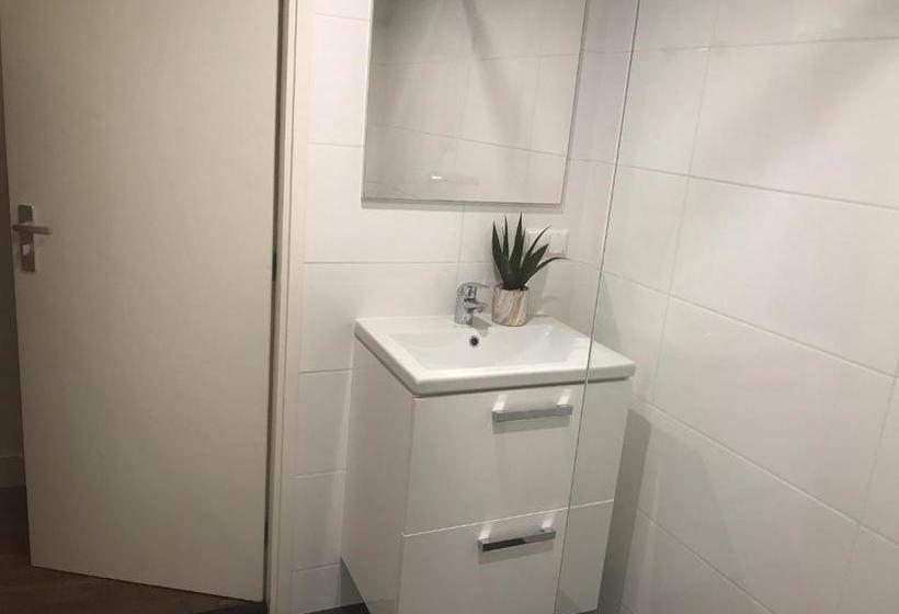 ベッドアンドブレックファースト Central Sweet Bnb