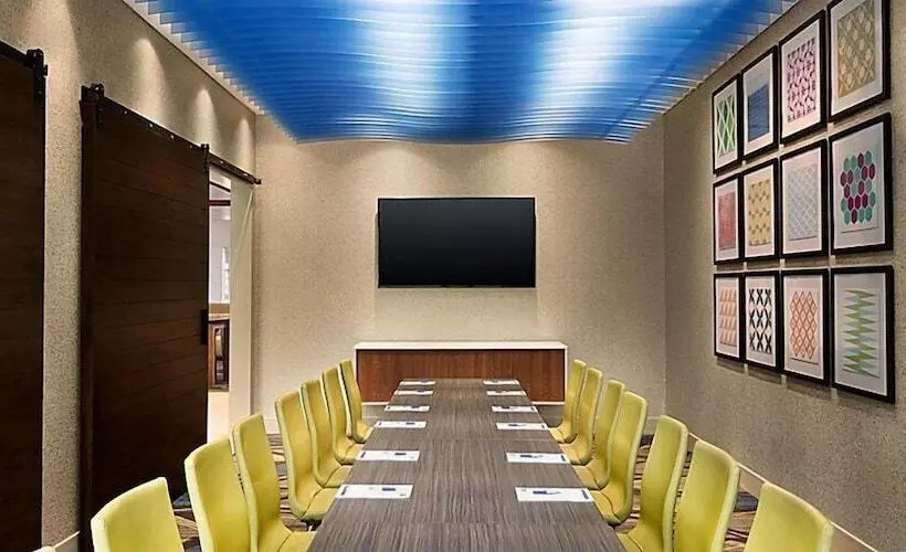 Hotelli Holiday Inn Express & Suites   Kokomo South, An Ihg