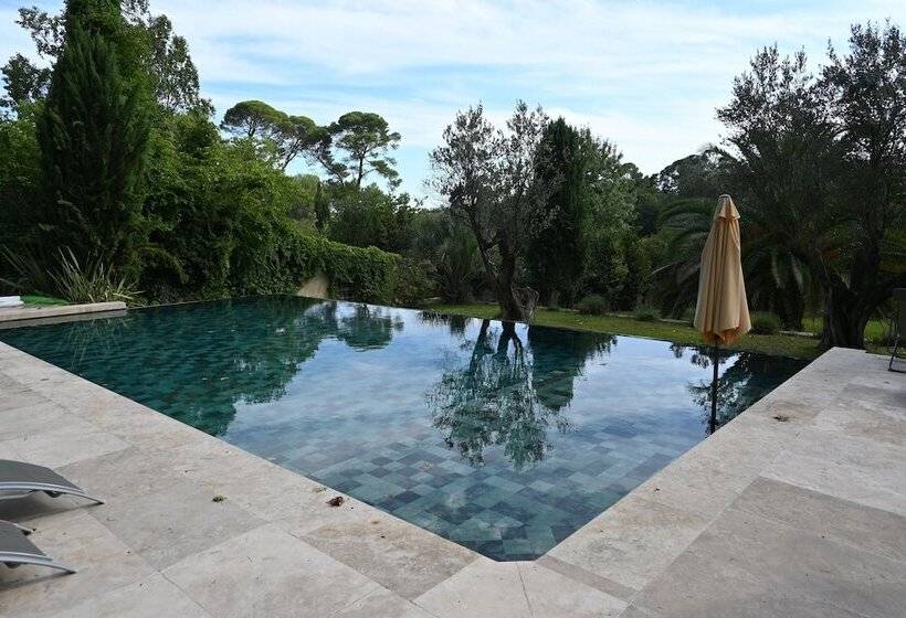 تختخواب و صبحانه Chambres D Hôtes Sous L Olivier