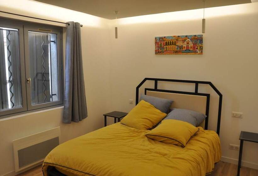 تختخواب و صبحانه Chambres D Hôtes Sous L Olivier