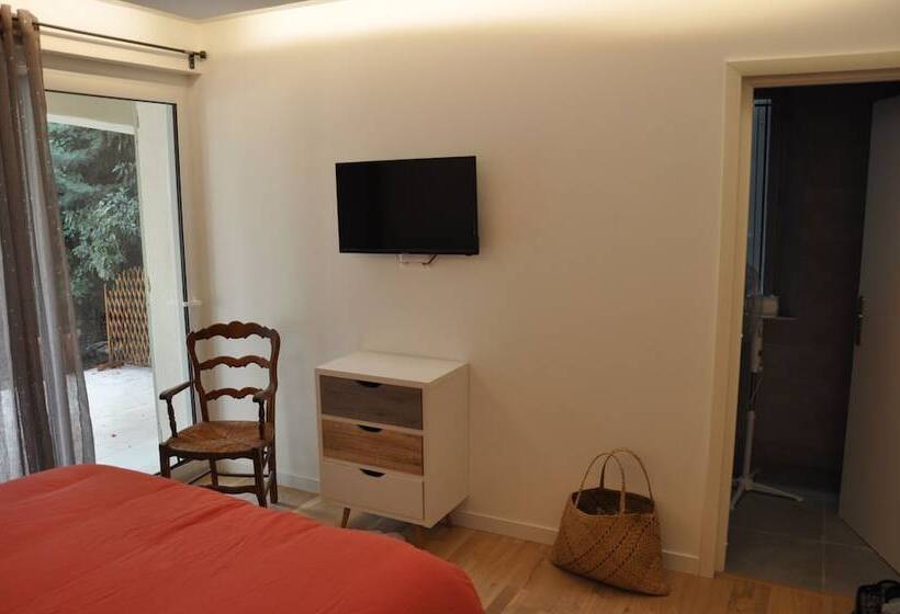 تختخواب و صبحانه Chambres D Hôtes Sous L Olivier