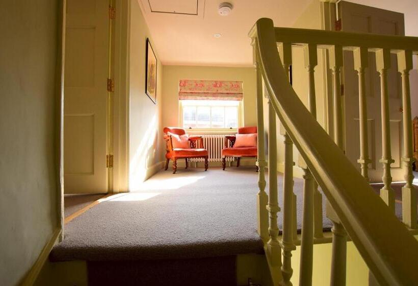 14 St Saviours Place, York