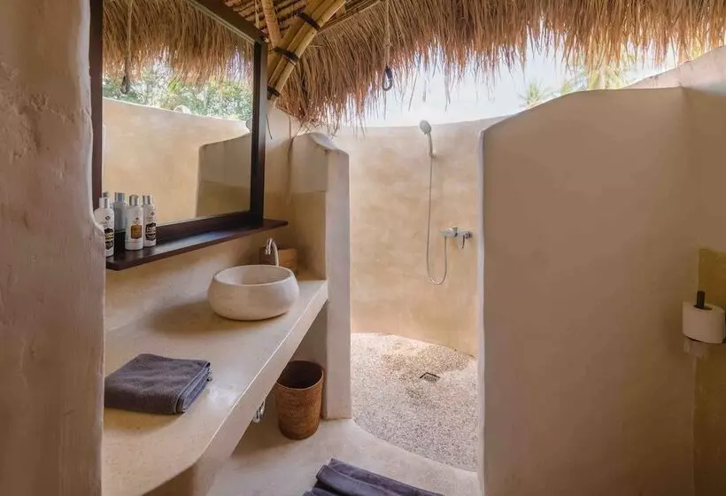 Retkeilymaja Mana Earthly Paradise