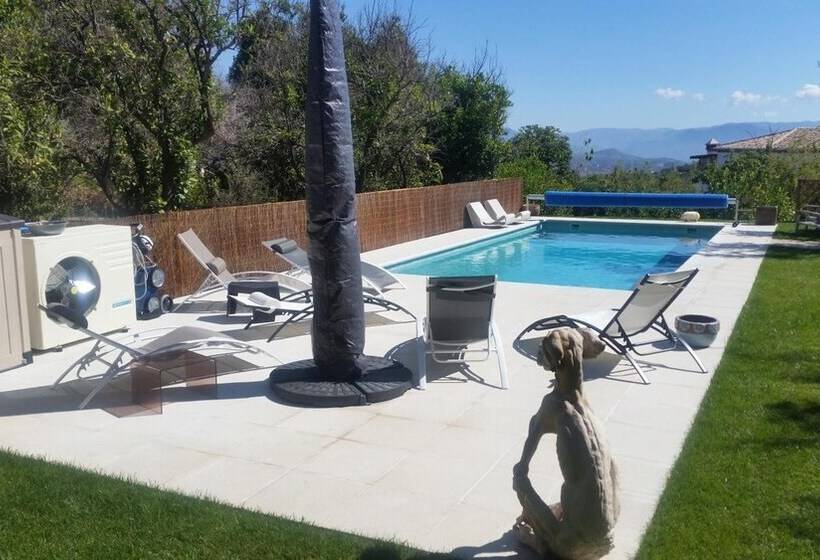 민박 Casa Los Tejones