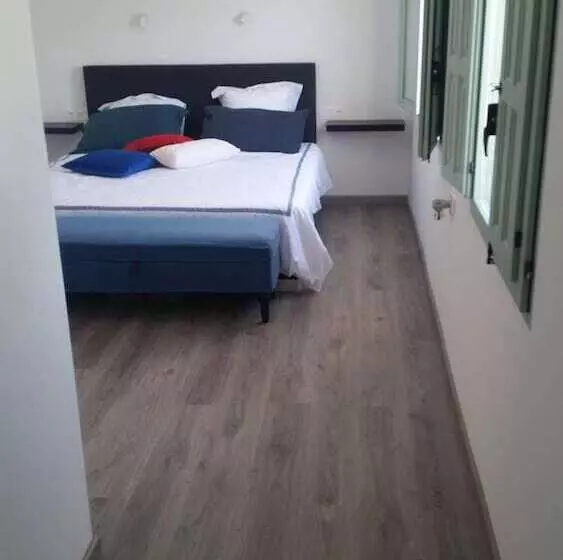 Aamiaismajoitus (B&B) Casa Los Tejones