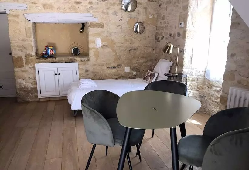 Aamiaismajoitus (B&B) Le Domaine Aubazen