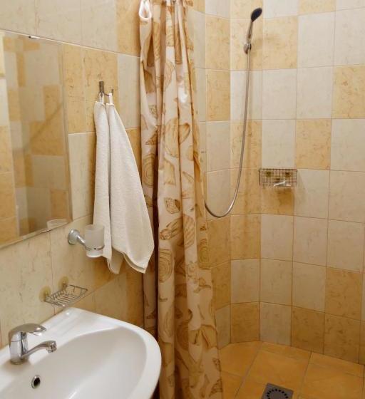 ベッドアンドブレックファースト Plotnikovykh Guest House