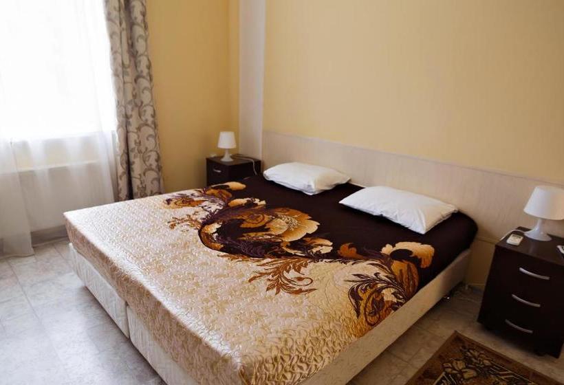 ベッドアンドブレックファースト Plotnikovykh Guest House