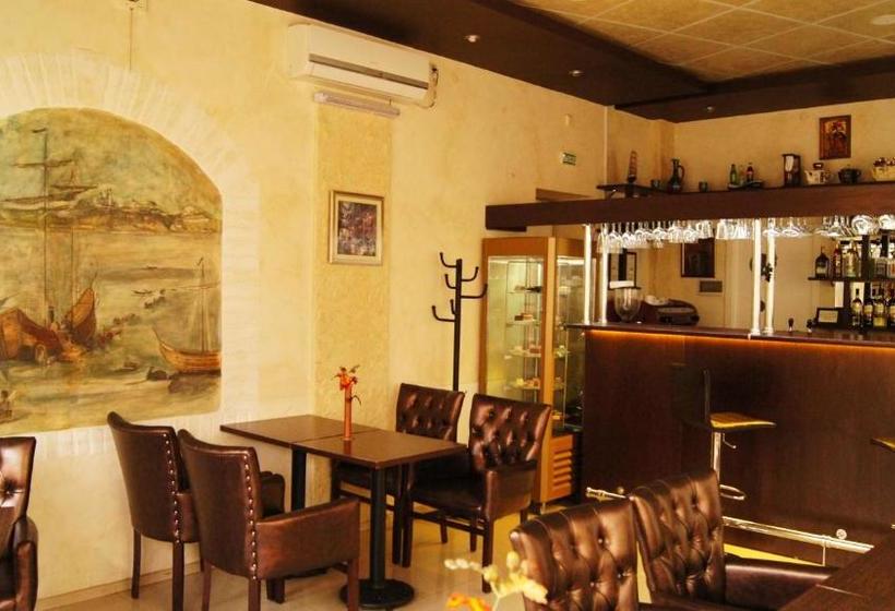 ベッドアンドブレックファースト Plotnikovykh Guest House