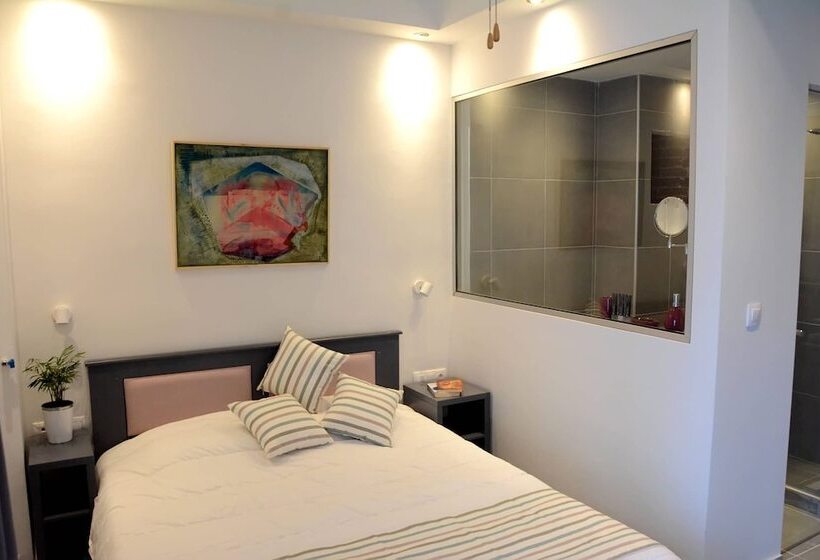 בית מלון כפרי Ammos