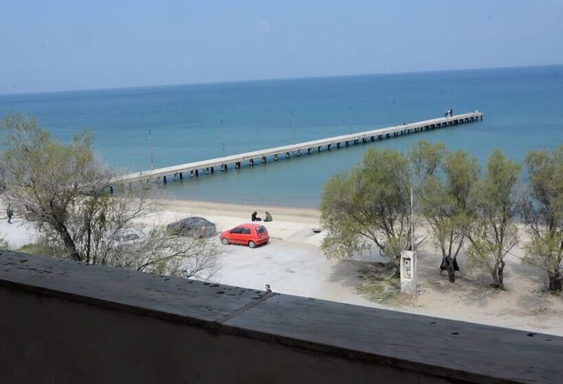 בית מלון כפרי Ammos