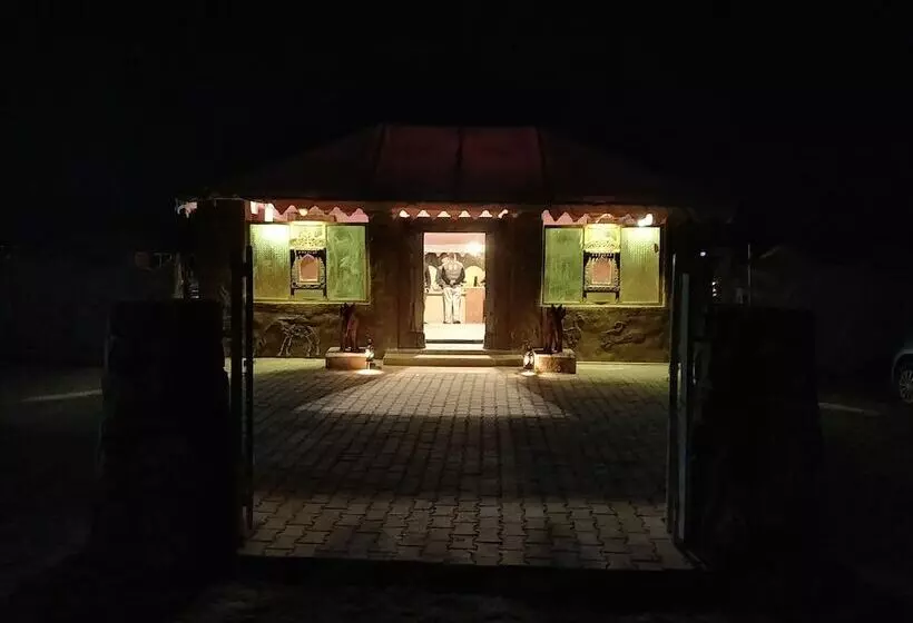 ホテル Golden Dune Camp