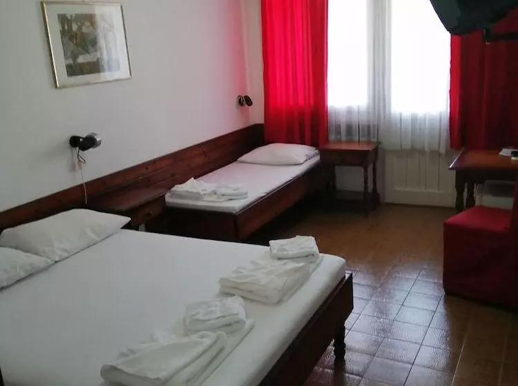 هتل Apartments Palma