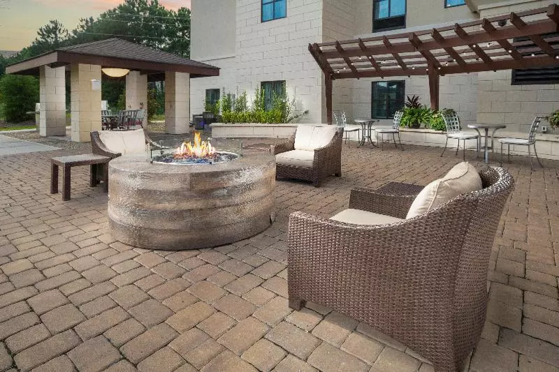 Hotelli Staybridge Suites   Summerville, An Ihg