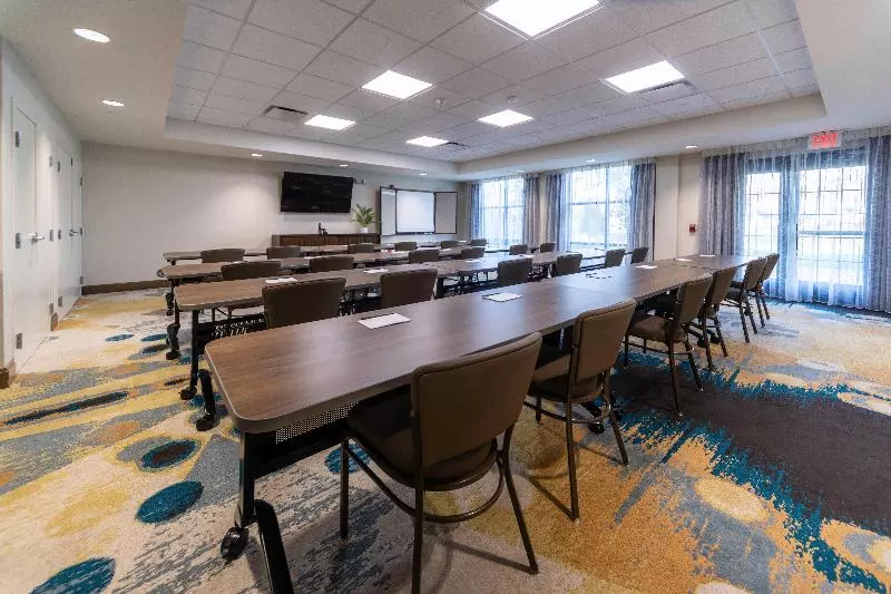 Hotelli Staybridge Suites   Summerville, An Ihg