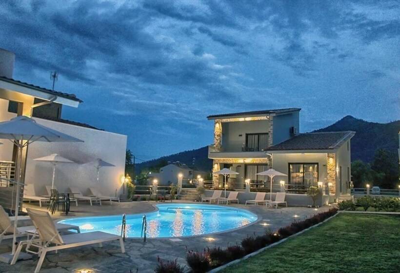 Theros Villas & Suites