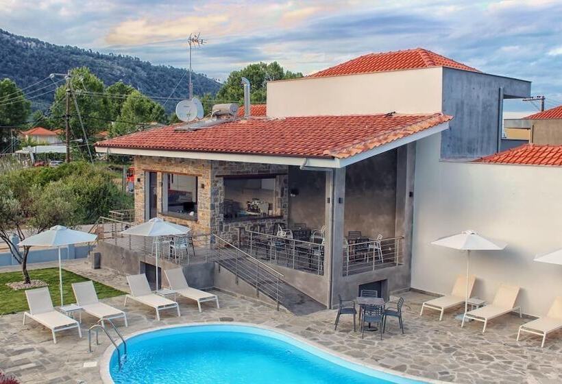 Theros Villas & Suites