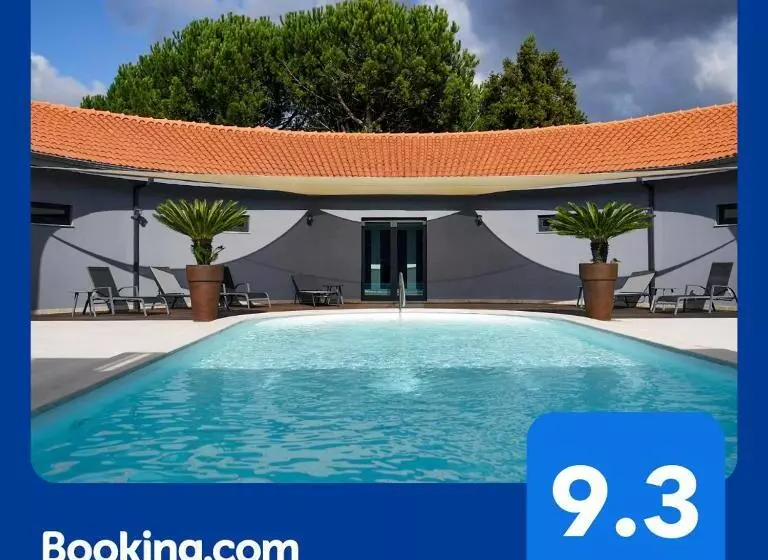 Hotelli Casa Das Carpas