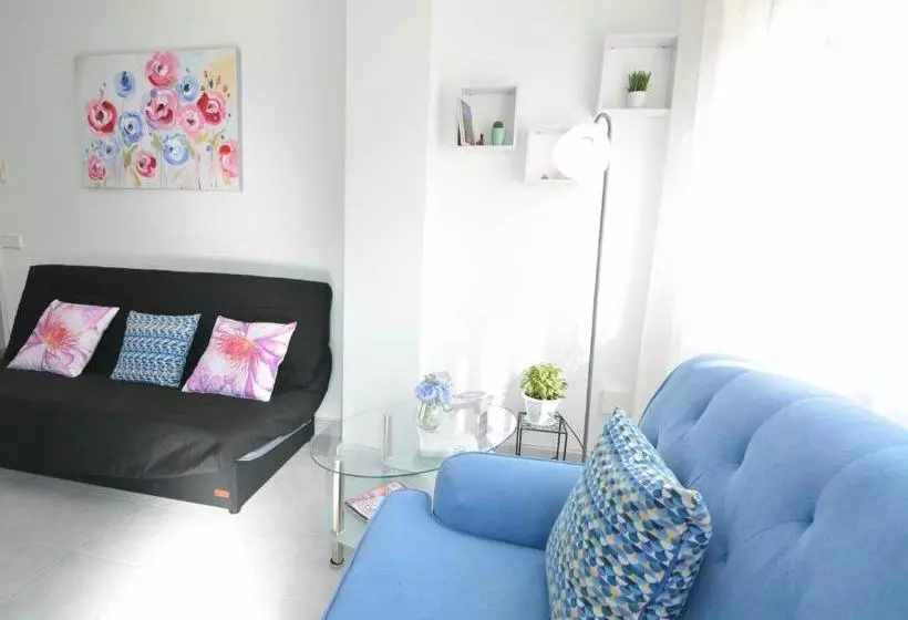 ベッドアンドブレックファースト Reus Bedrooms 2 Habitaciones Con Baño Privado, Sin Cocina