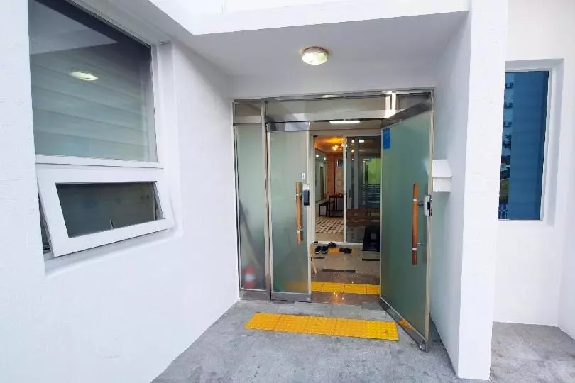 ペンション Jeju Guesthouse
