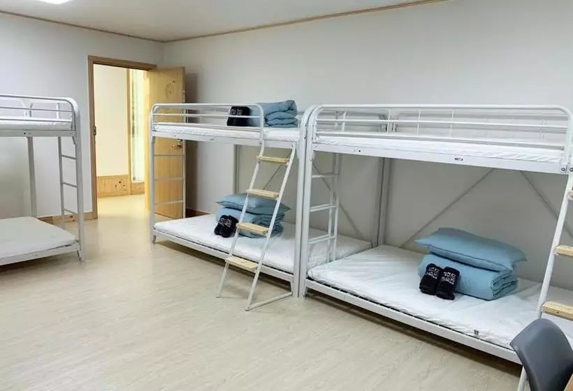 ペンション Jeju Guesthouse