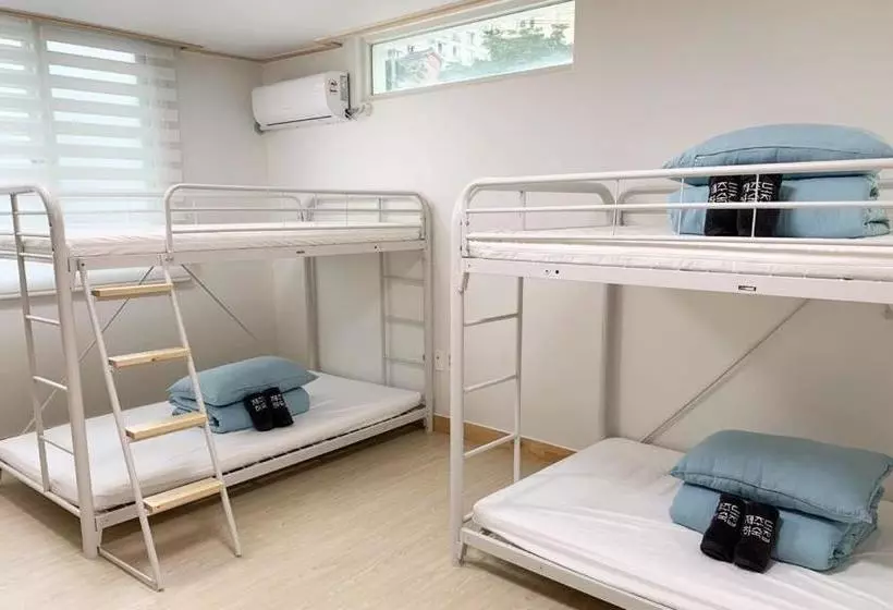ペンション Jeju Guesthouse