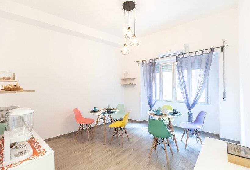 تختخواب و صبحانه Brutia Mom&son