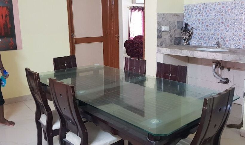 پانسیون Cs Imperial Stay