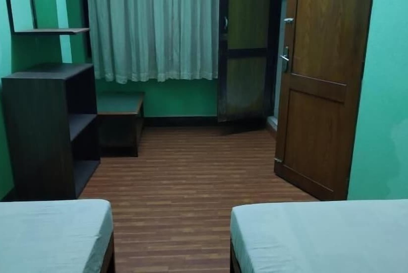 پانسیون Green House Lodge