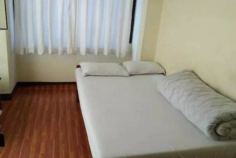 پانسیون Green House Lodge